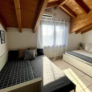Mansarda Antica Milano , San Giuliano Milanese Italia